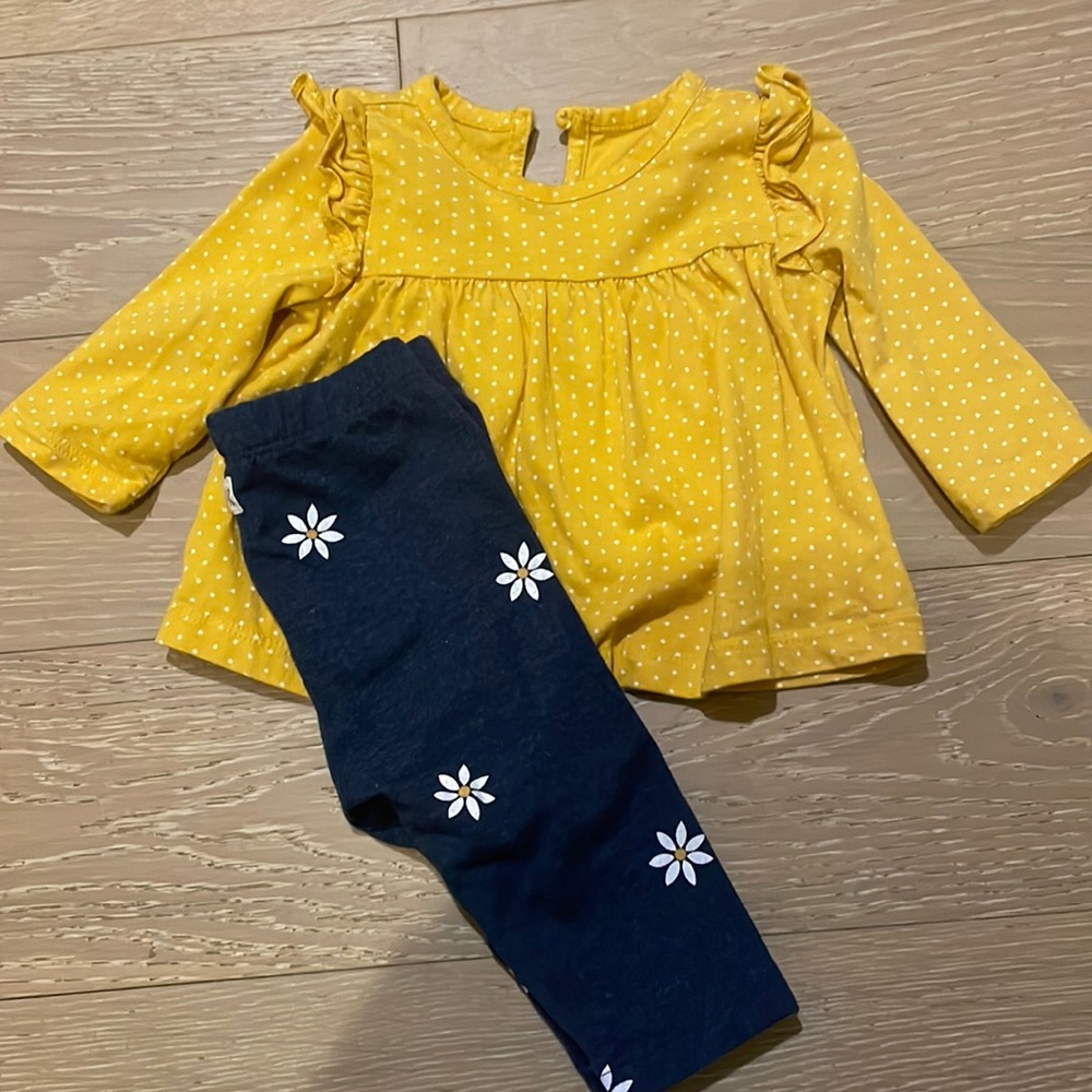 Baby Gap 0-3 month set